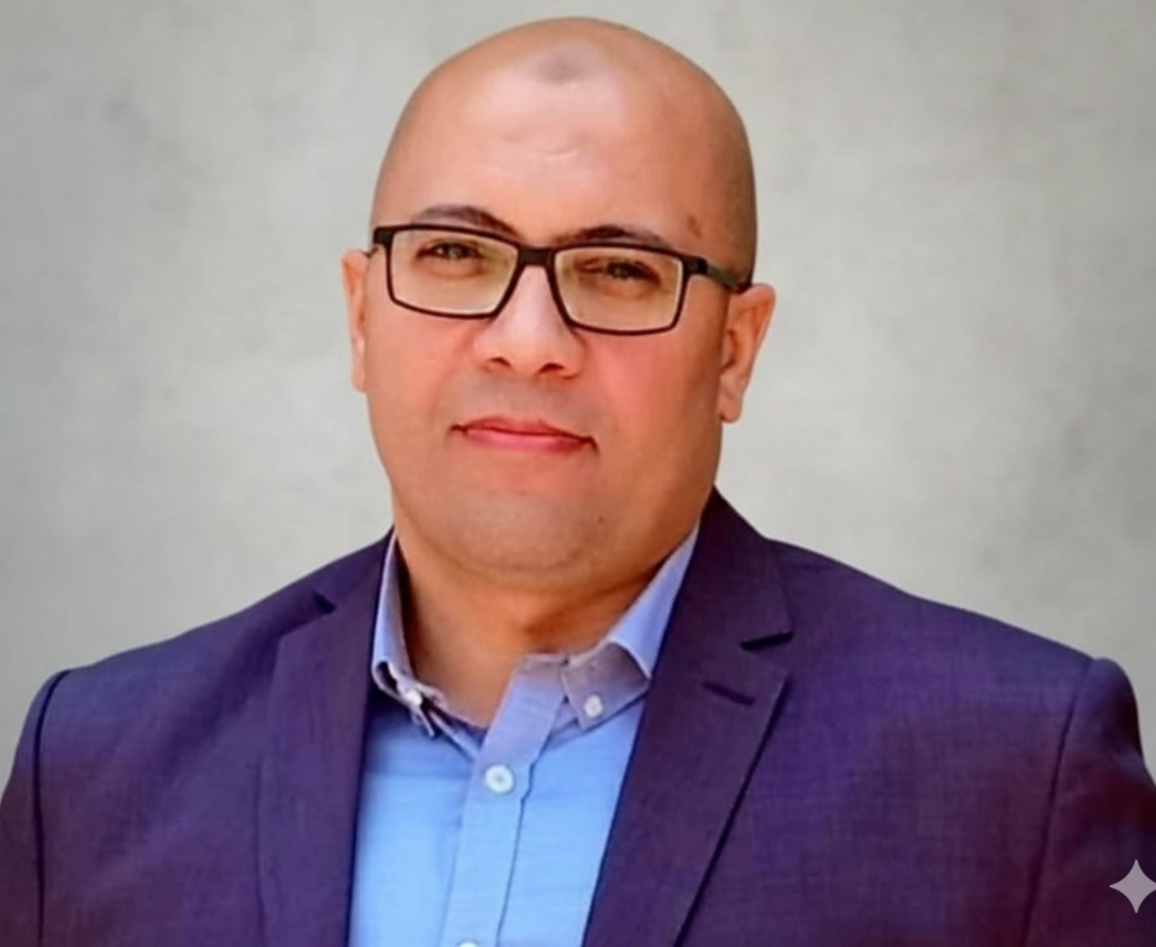 م / أكرم محمد عبد العزيز